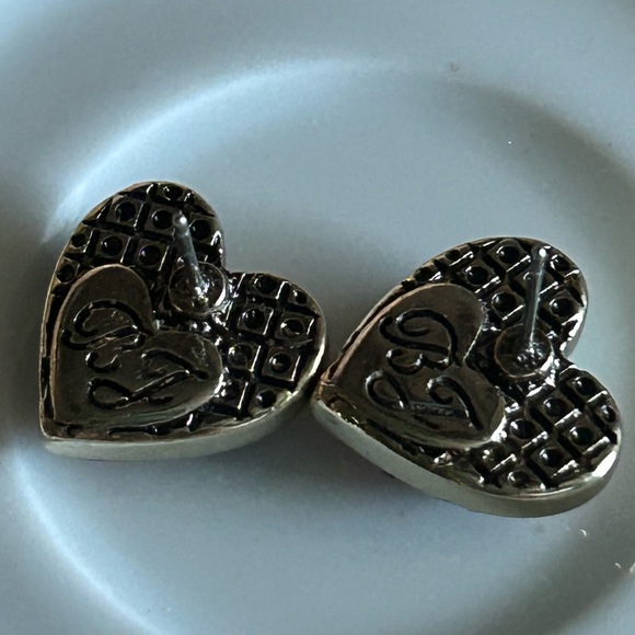 Betsey Johnson Rainbow Connection Pave Heart Stud Earrings - Picture 8 of 8